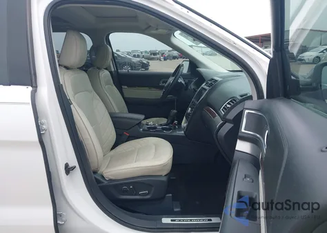 2018 Ford Explorer Platinum z USA, uszkodzony, nr VIN 1FM5K8HT0JGC96204